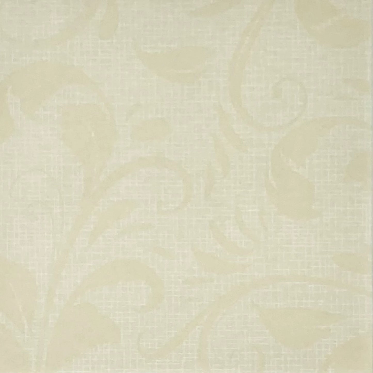 Detailansicht einer flachliegenden Airlaid-Serviette mit romantischem Ranken-Muster in Creme und Beige, 1/4-Falz